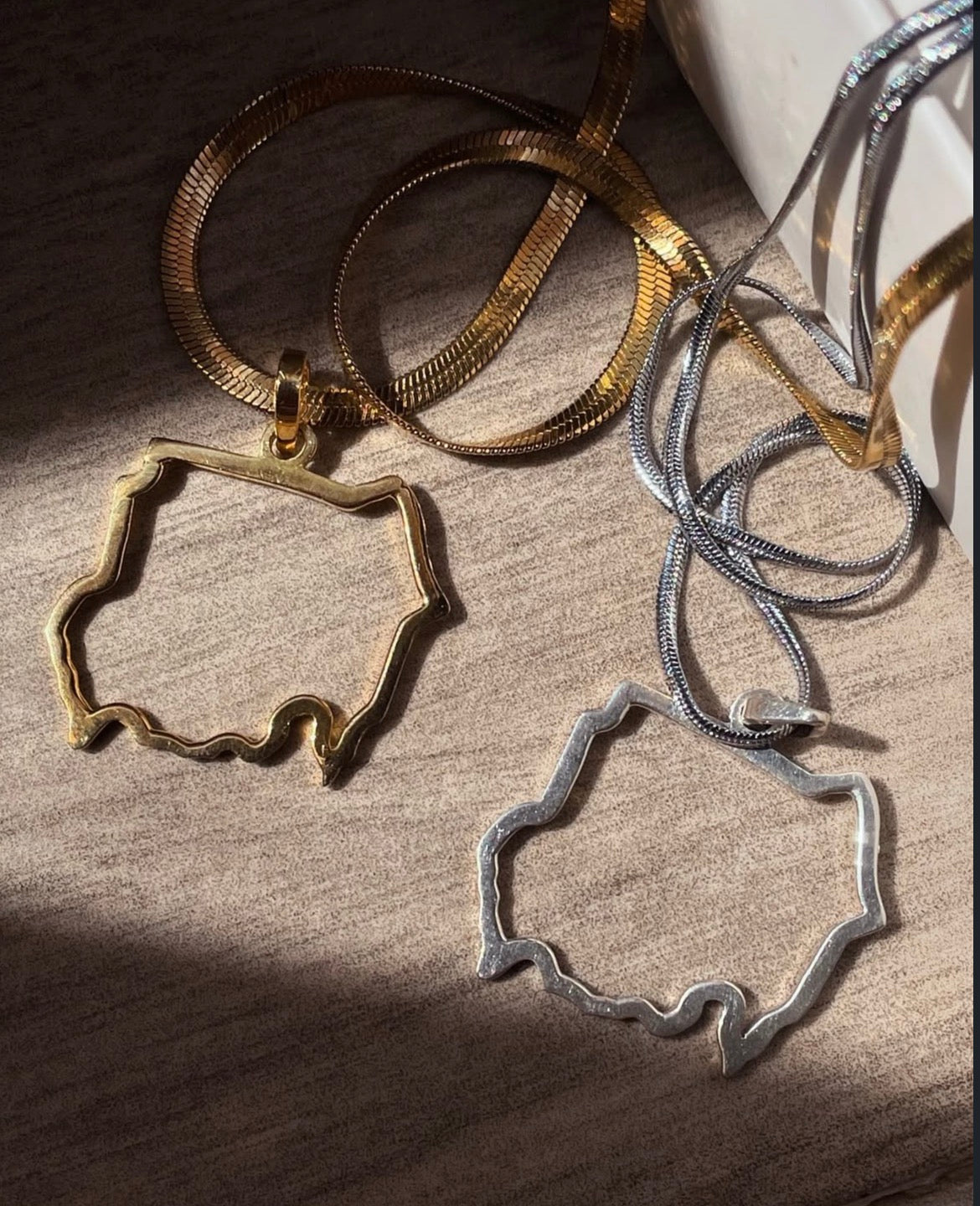 Sudan Necklace – Premium Silver Edition